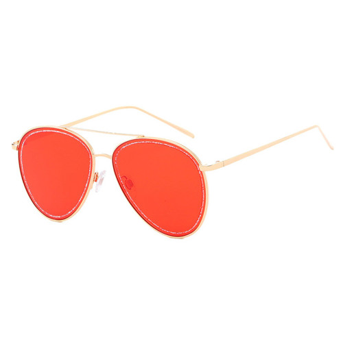 Fashionable Women Brown Gradient Shades Sunglasses