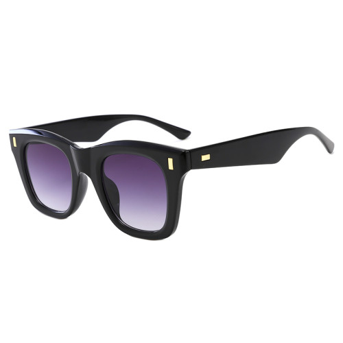 New Classic Square Sun glasses Black Gradient Sunglasses