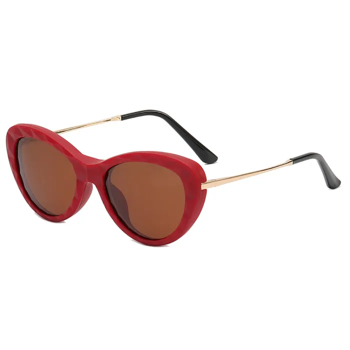 Cateye Light weight Blue light blocking Polarized Clip On Sunglasses
