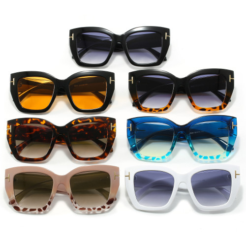 Retro Chic Cat Eye Women Square UV400 Protection Sunglasses