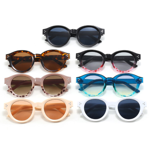 Trendy Classic Round Tinted Vacation Beach Sunglasses