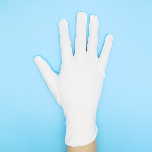 Soft Nylon Gloves for All-Day Wear in Optical Shops
