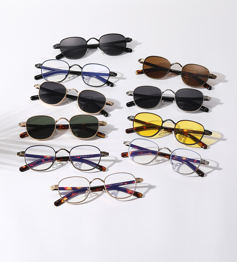 Vintage circle sunglasses side view