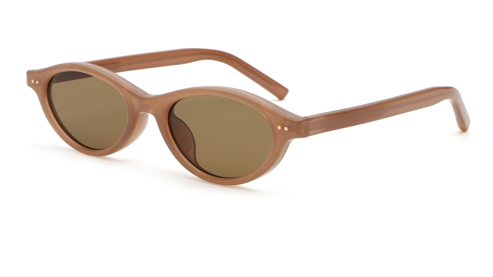 Unisex oval sunglasses lifestyle wear