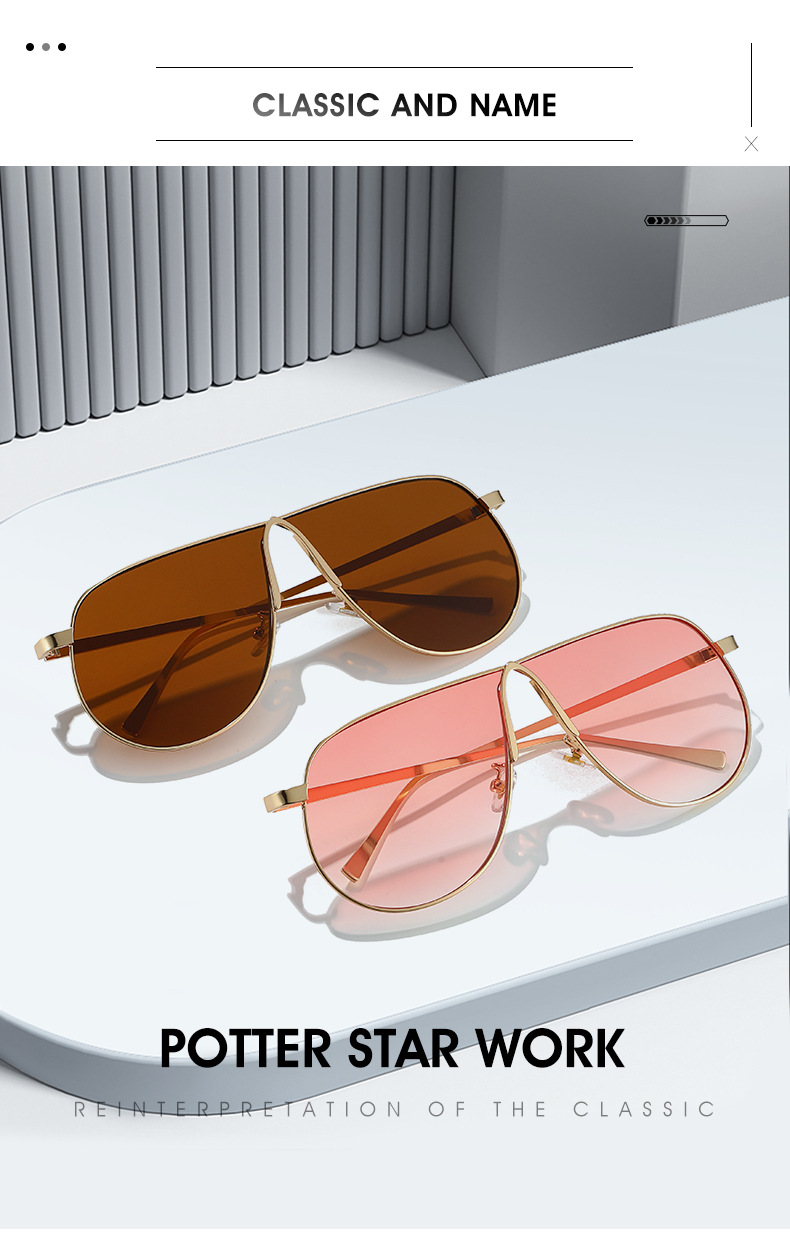 Retro Metal Pilot Style Sunglasses - Packaging Display