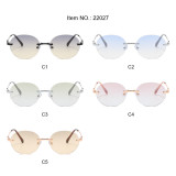 Rimless Round Photochromic Sunglasses with Gradient PC Lenses and Diamond Temple Accents