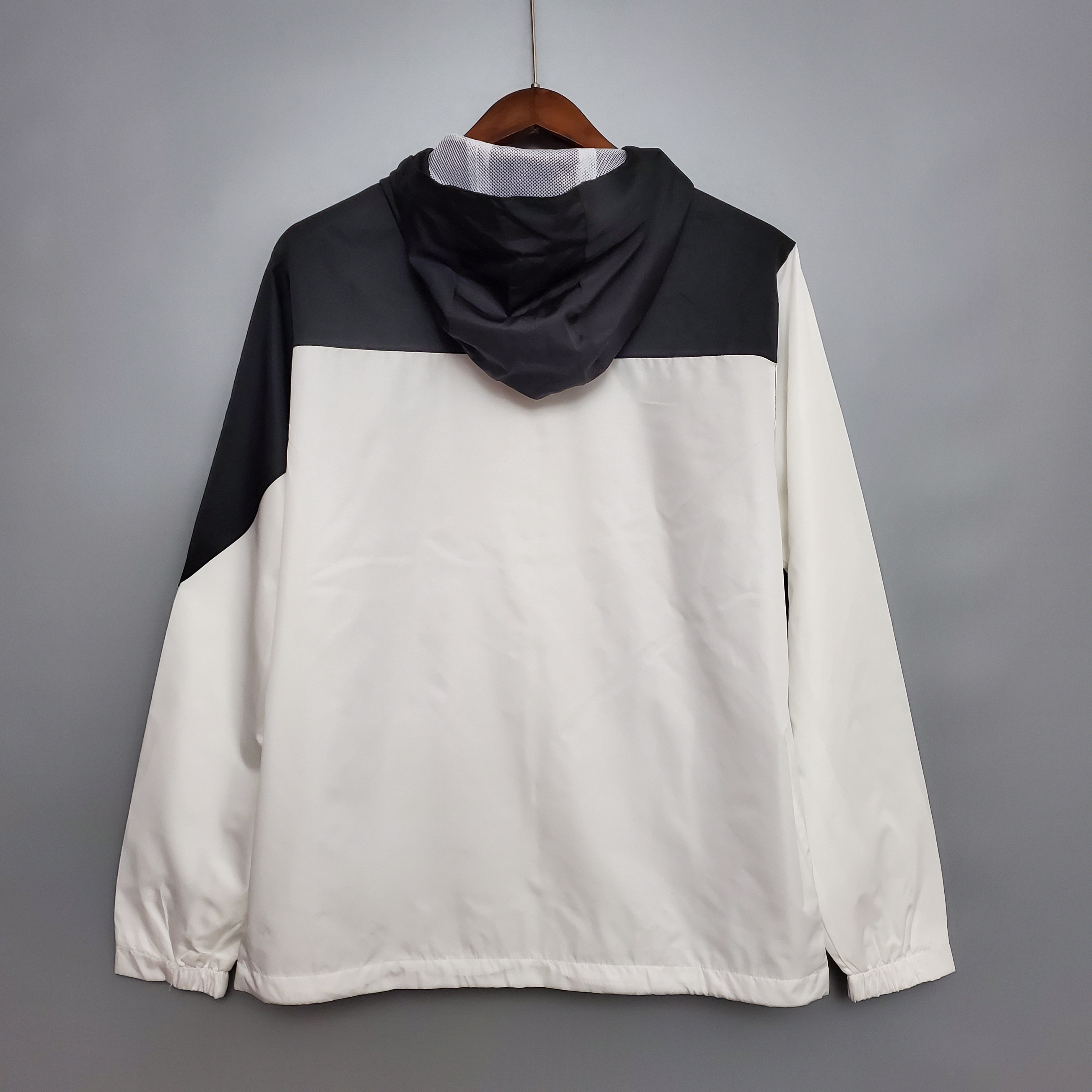 Windbreaker Windbreaker