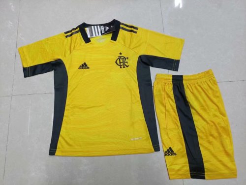 21-22 Flamengo goalkeeper Yellow Kid Kit