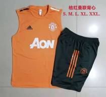21-22 Manchester United Orange Vest Suit