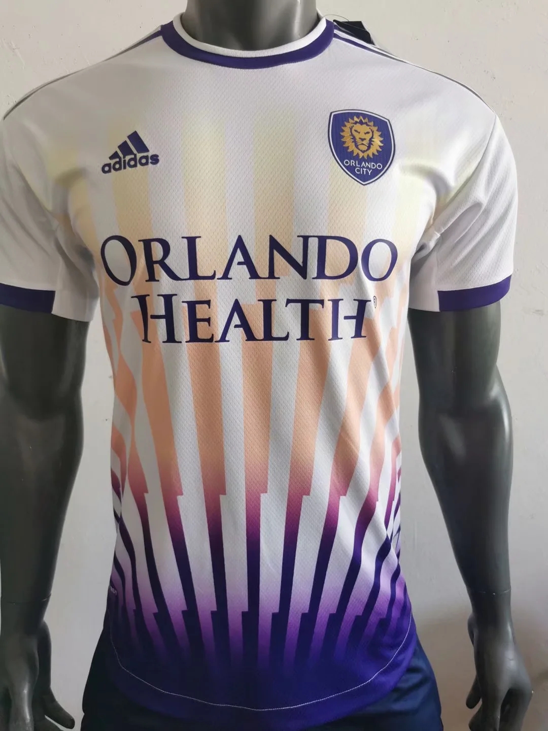 Photos: Orlando City unveils new “Heart & Sol” away kit