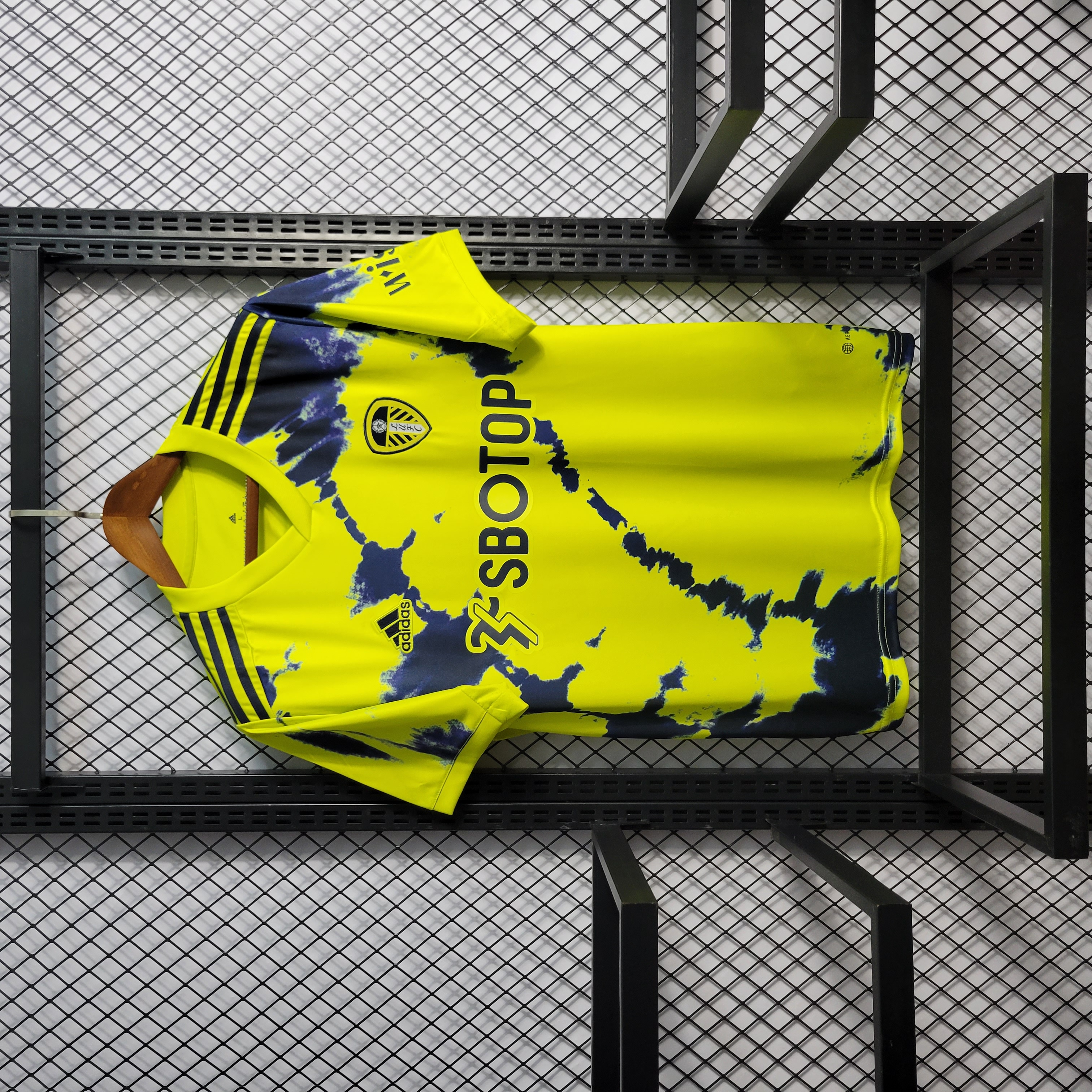 22-23 Leeds United Away Yellow Fans Jersey