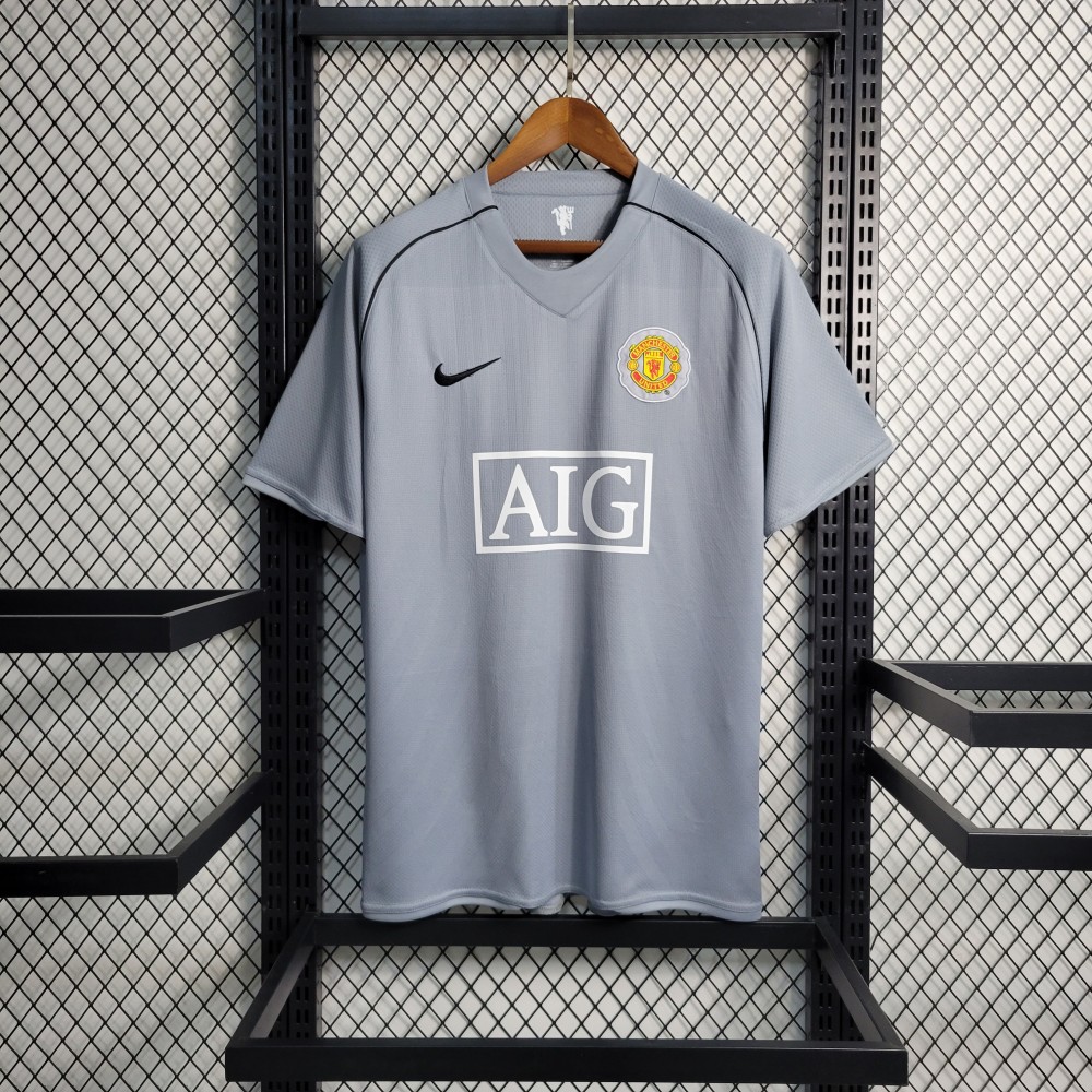 Grey man utd kit deals