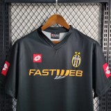 01-02 Juventus Away Retro Jersey/01-02 尤文客场