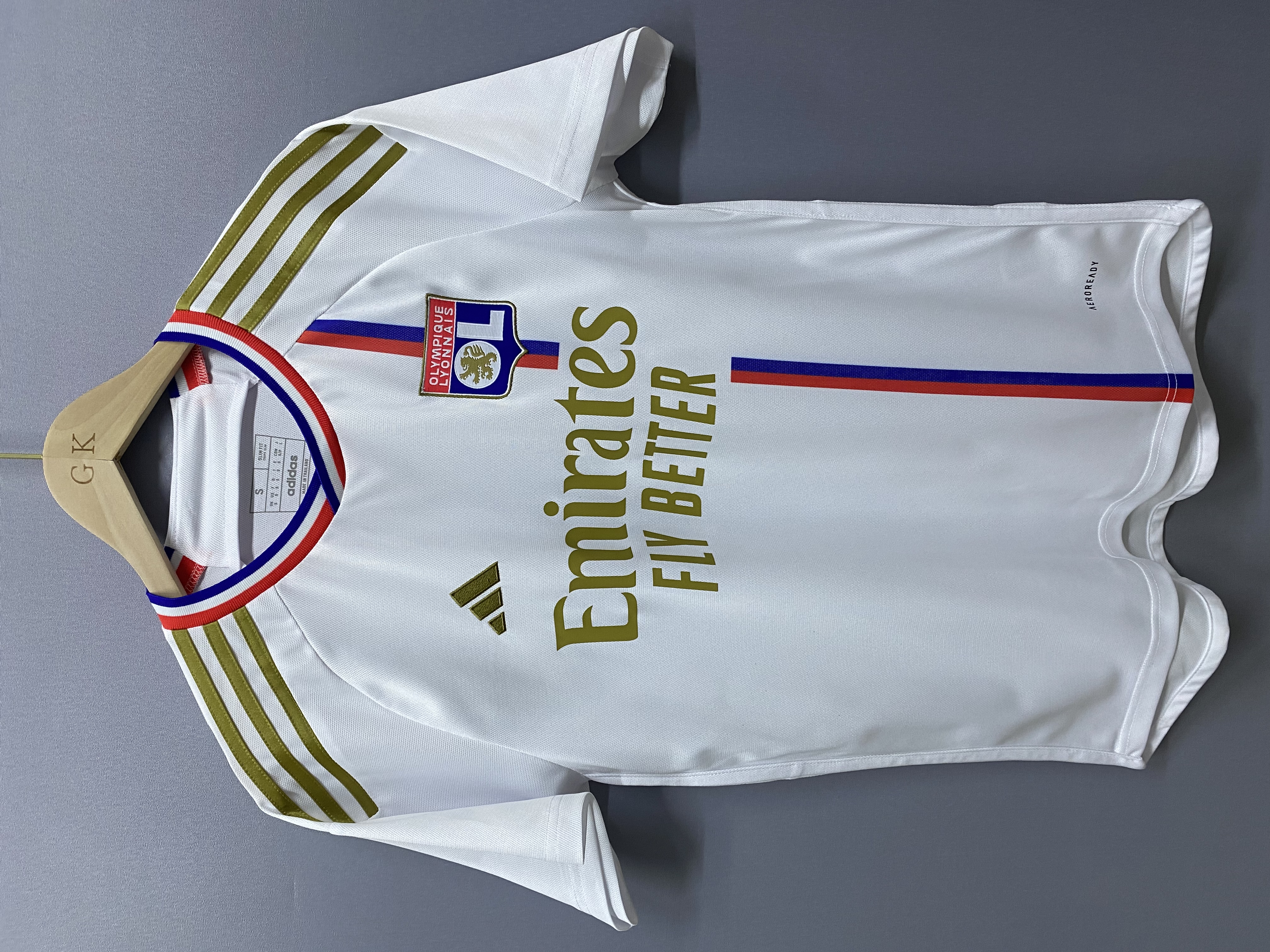 couleur maillot olympique lyonnais