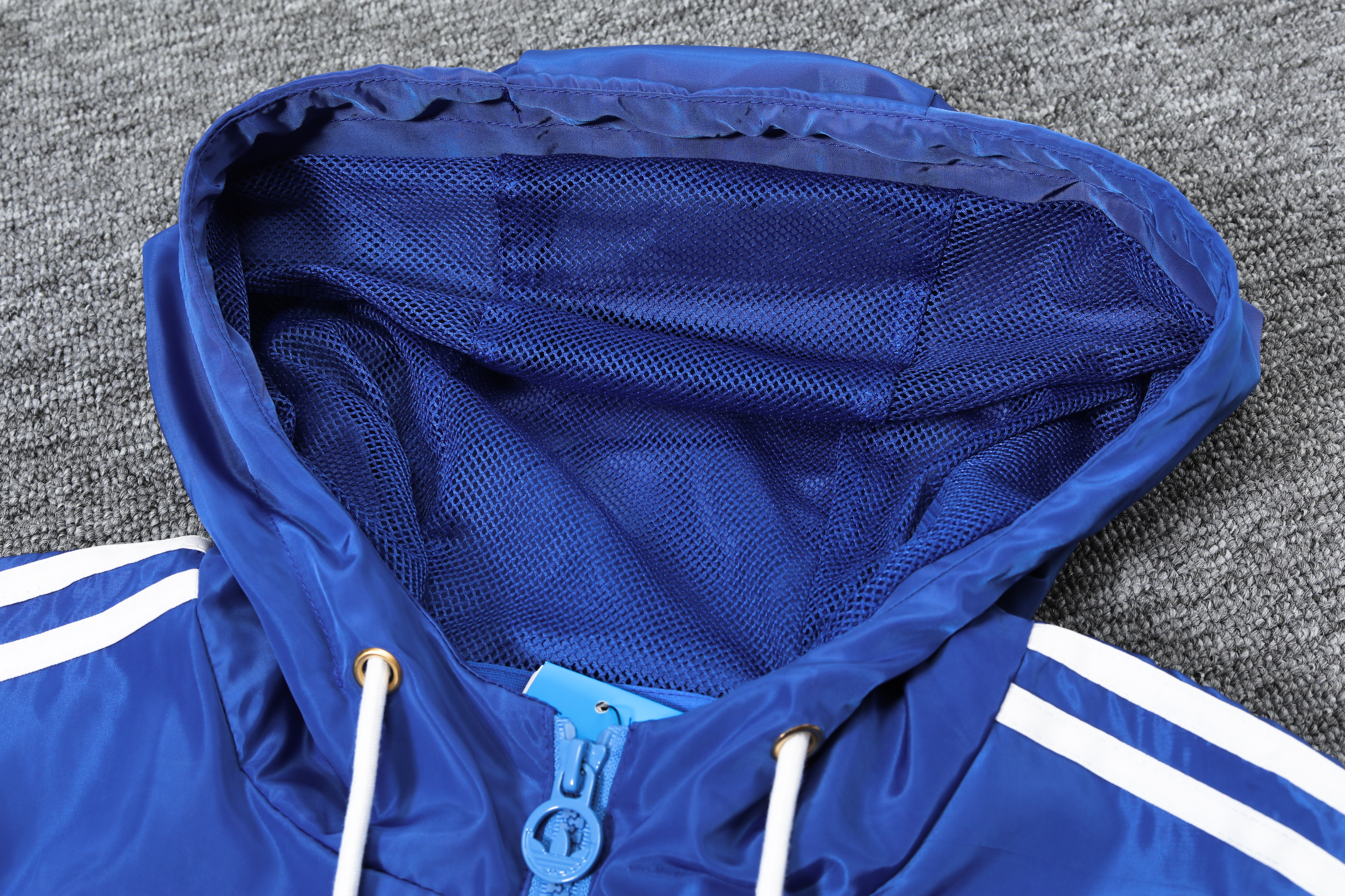 2023 Yokohama F. Marinos Player Hooded Windbreaker 2023 Yokohama F. Marinos Player Hooded Windbreaker