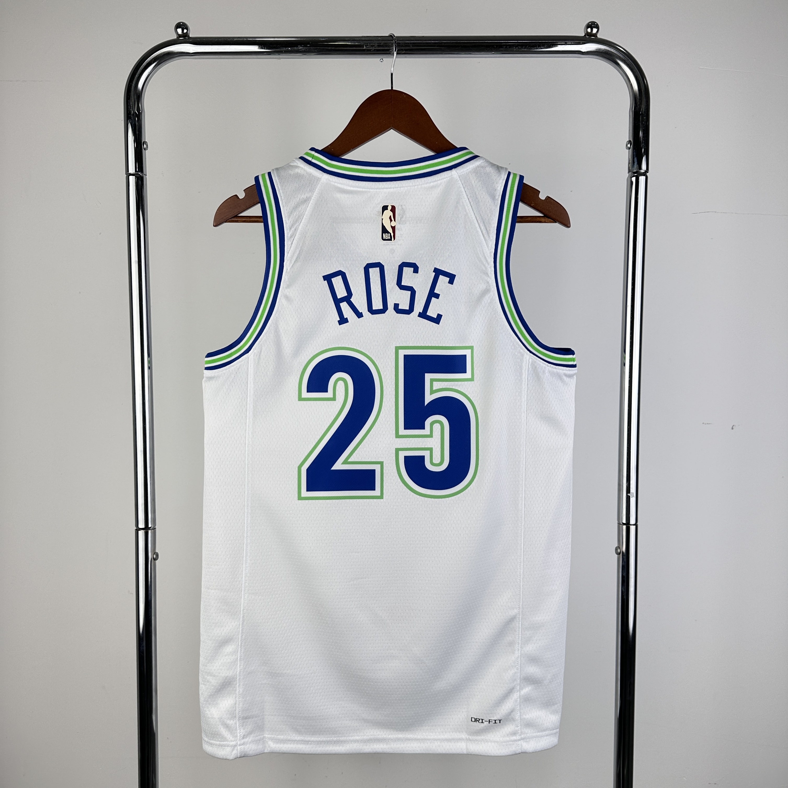 2025高い素材  NBA ローズ（NBA】2010年シーズンMVPに 25番 ティンバーウルブズ ウェア