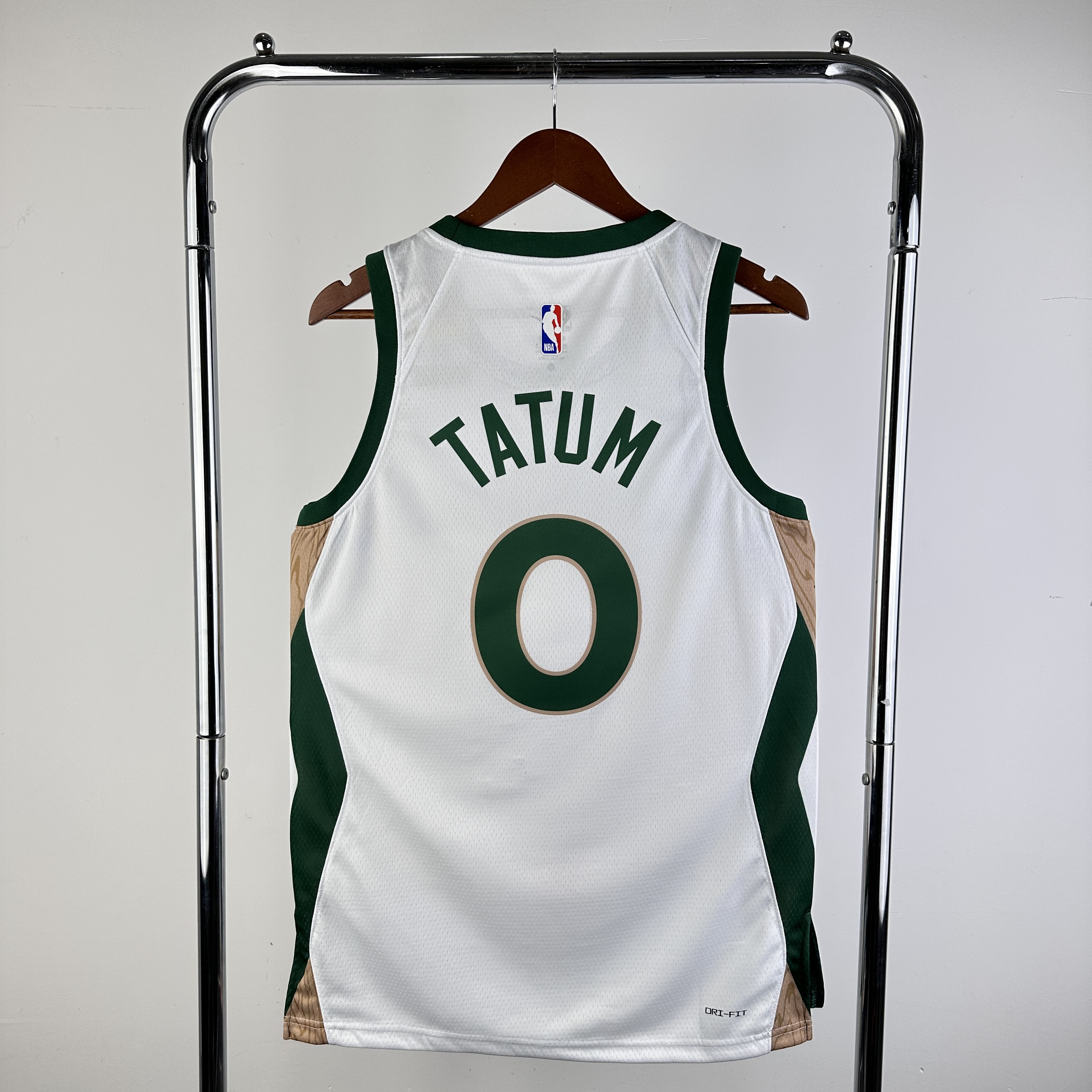 【未使用　タグ付き　大きいサイズ　XL】CELTICS NBA TATUM 0 Jordan Adult Boston Celtics Jayson Tatum #0 Statement Jersey