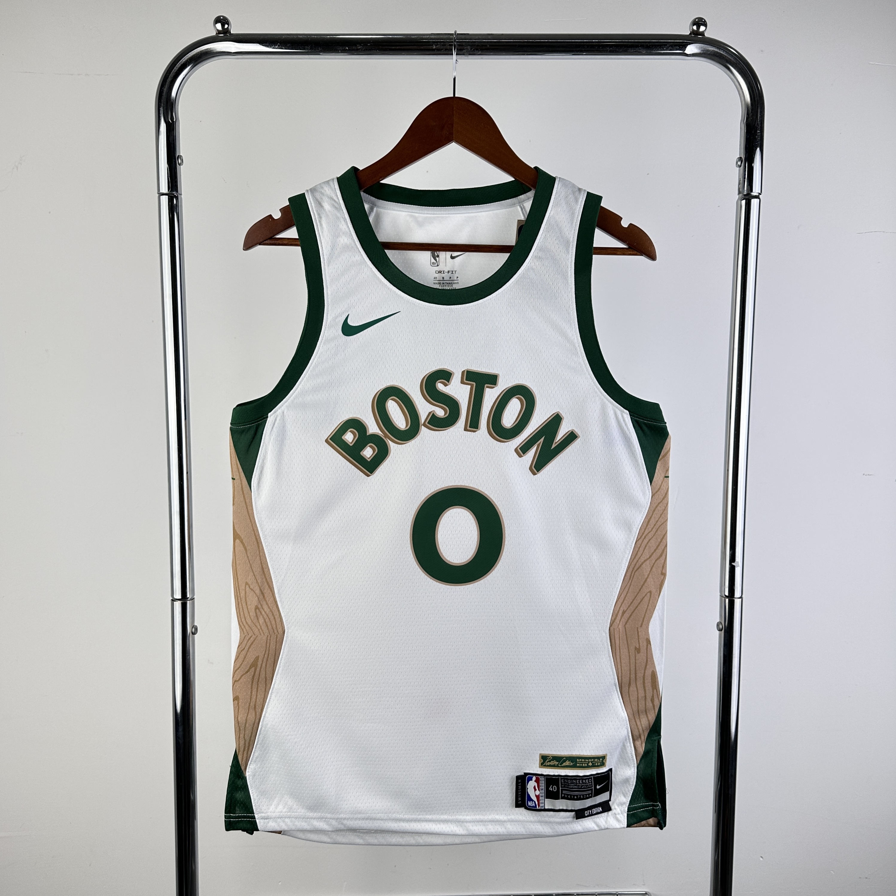 【未使用　タグ付き　大きいサイズ　XL】CELTICS NBA TATUM 0 未使用 タグ付き 大きいサイズ XL】CELTICS NBA TATUM 0 - メルカリ