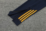 24-25 Real Madrid White Training Suit/ 24-25 皇马白色半拉训练服