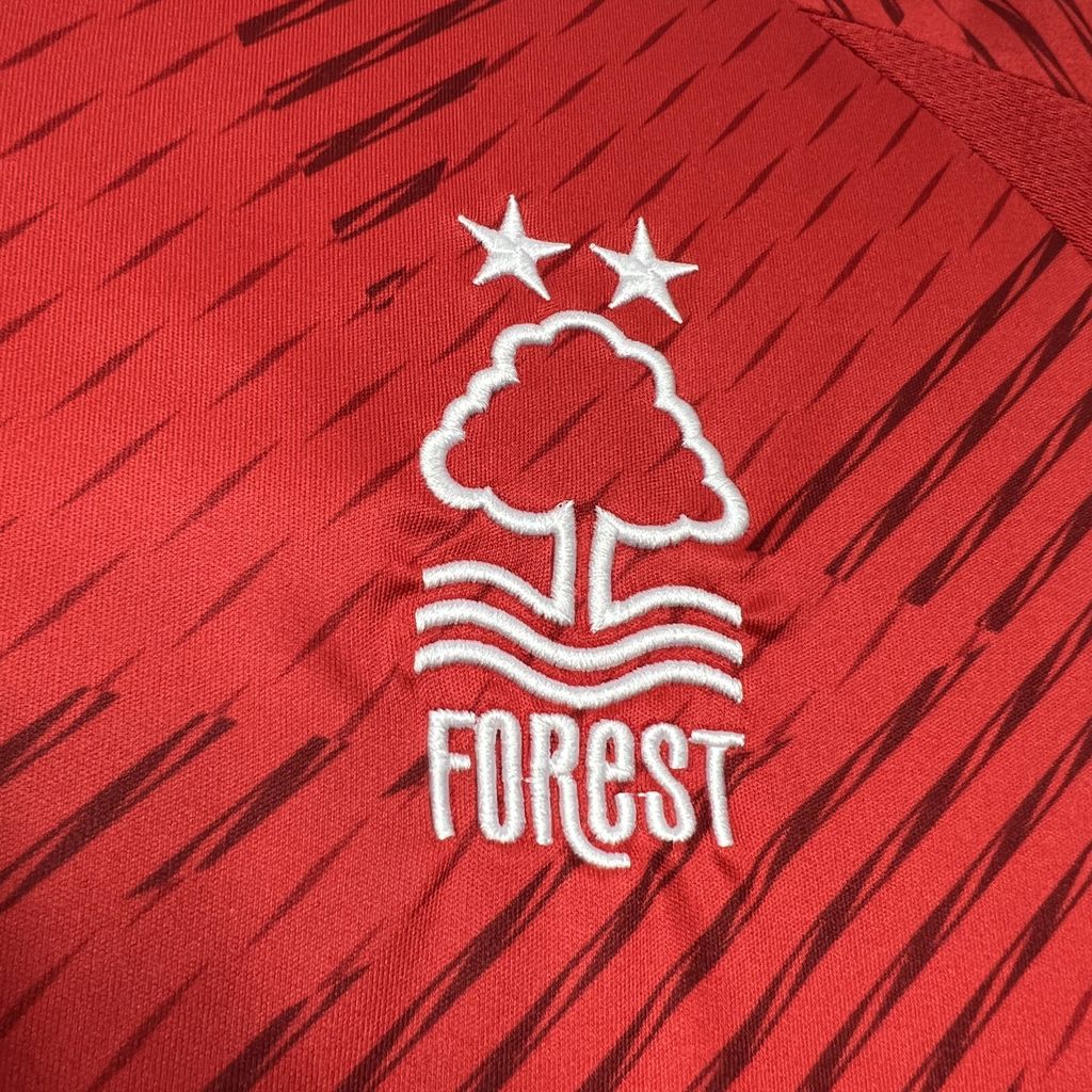 23-24 Nottingham Forest Home Fans Jersey