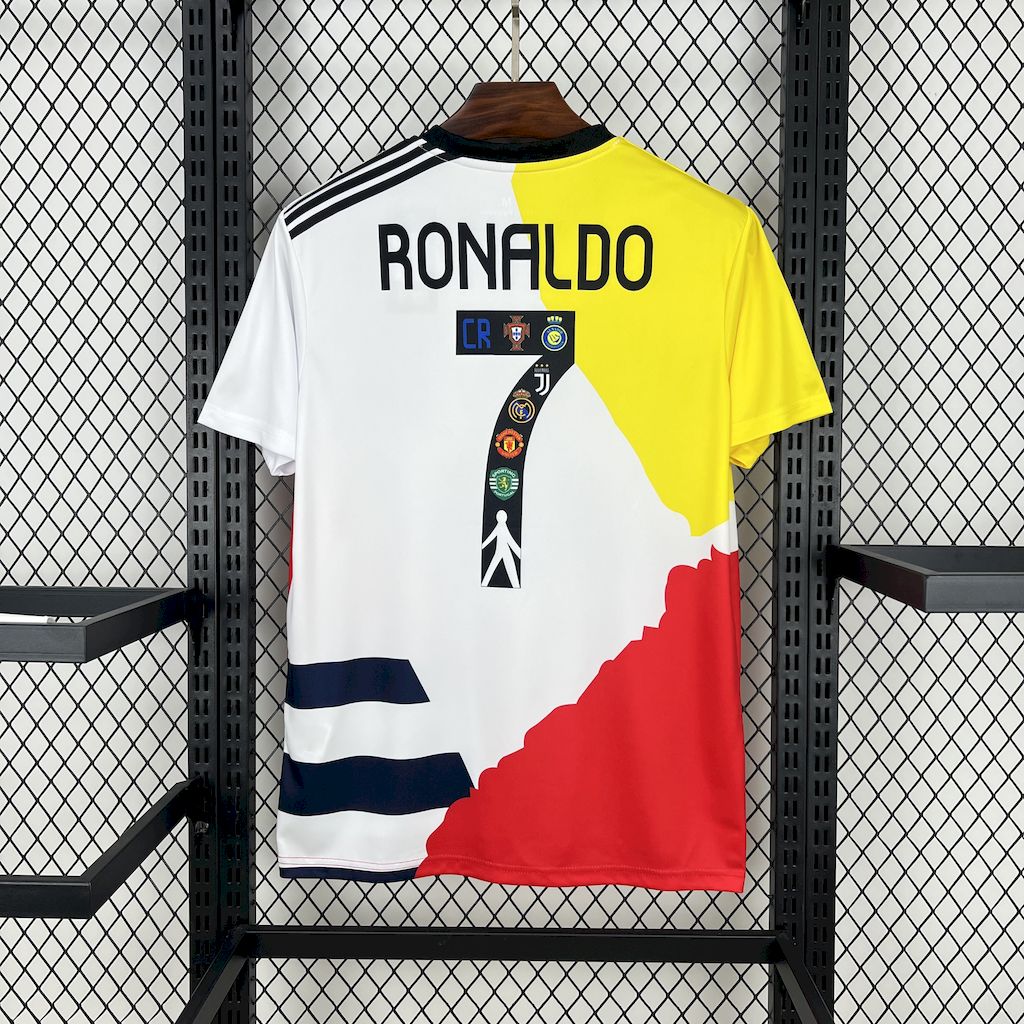 2020-21 PANINI REVOLUTION CRISTIANO RONALDO LEGENDARY AUTO