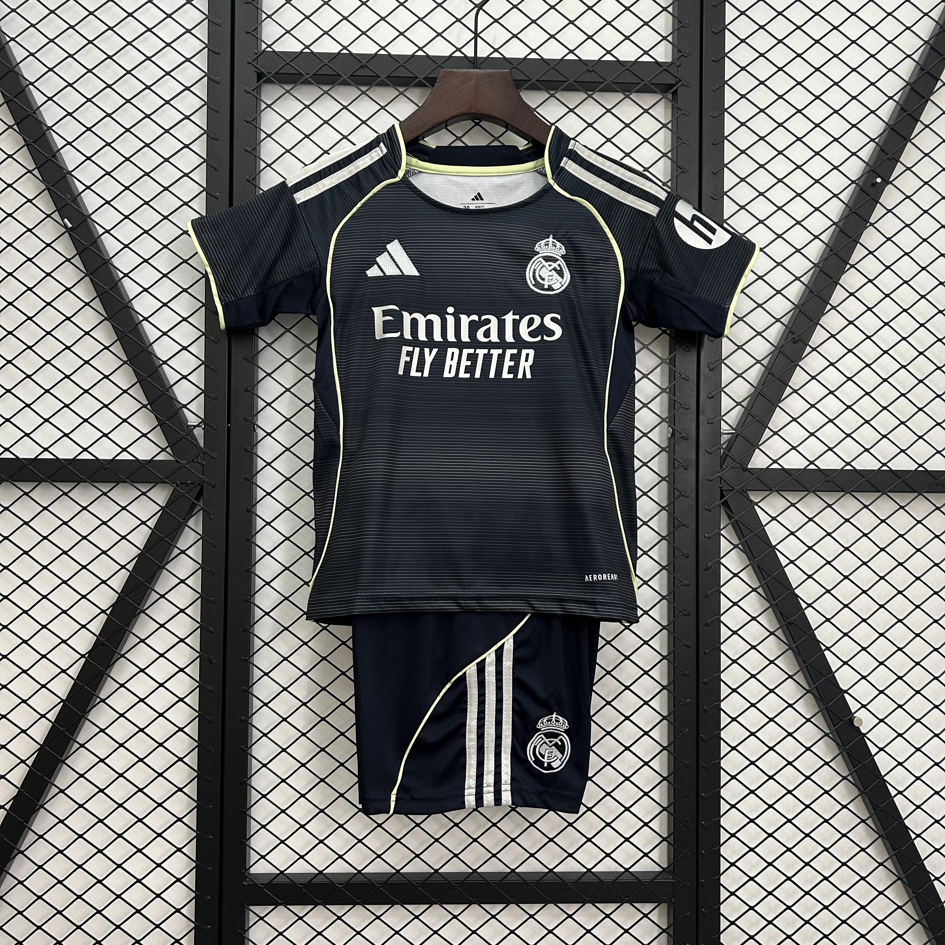 記念グッズ LIGA AT.MADRID vs MADRID 5223bd59b7a2ad69.jpg