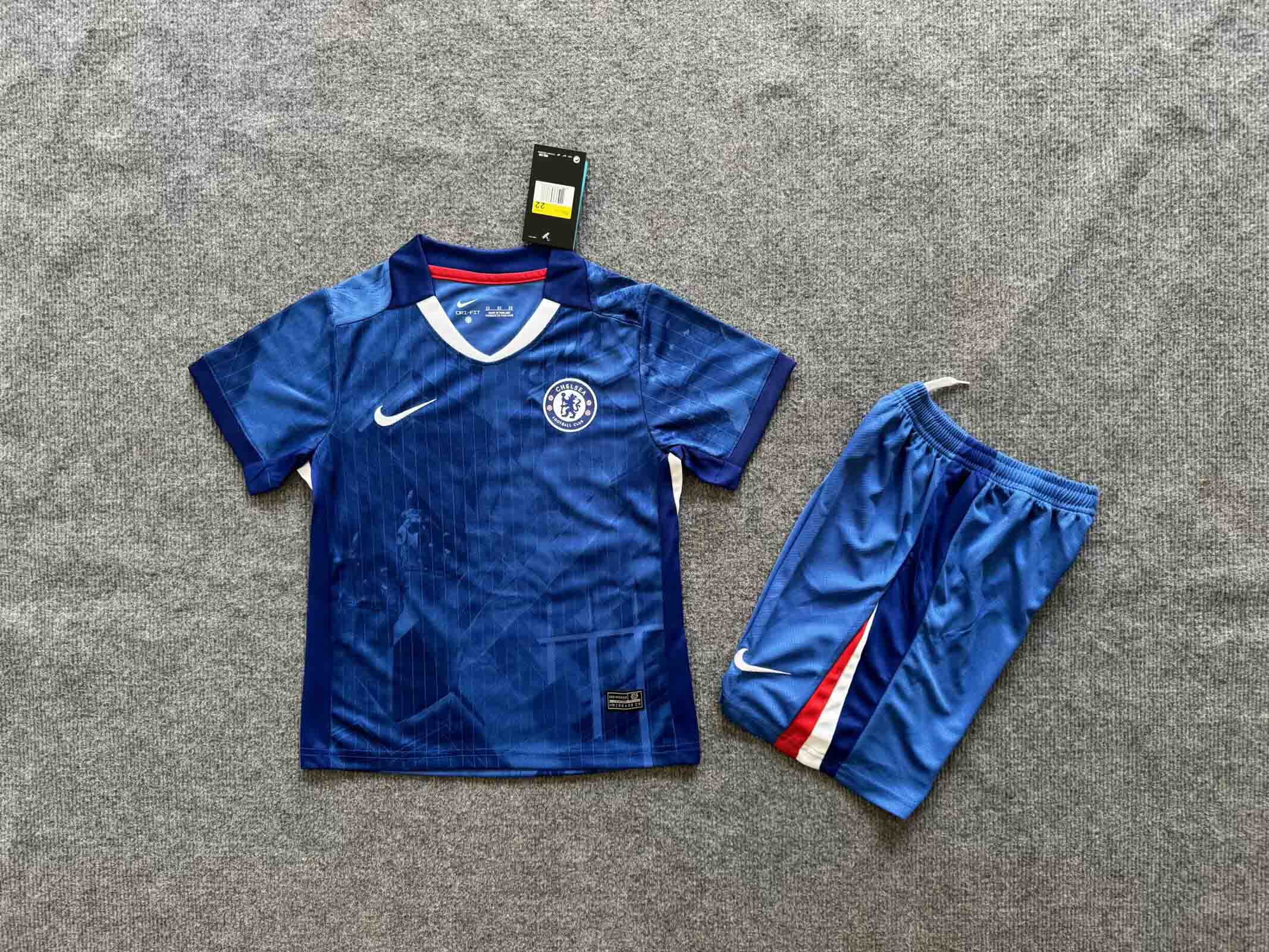 25-26 Chelsea Home Kid Kit