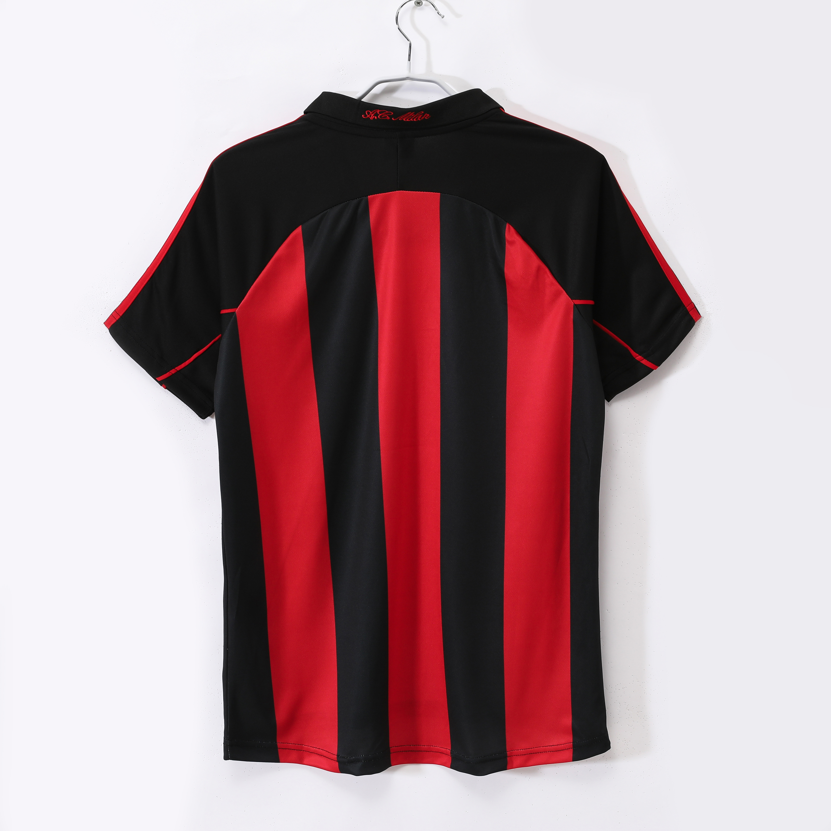 有名なブランド 00-02 AC Milan Home Retro Jersey 記念グッズ