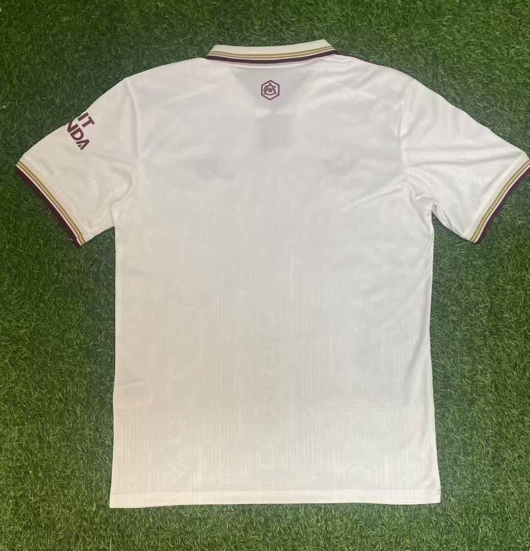 入手不可能！＂The End\" Arsenal・North Bank80年史 入手不可能！＂The End