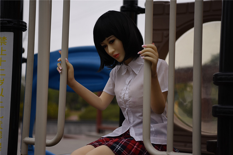【Heidi】 リアル ダッチワイフ