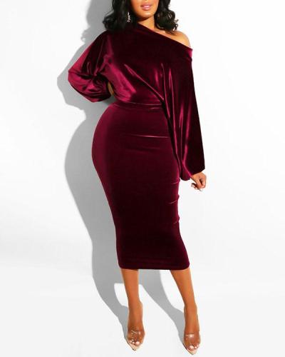 Bubble Sleeve Velvet Midi Dress