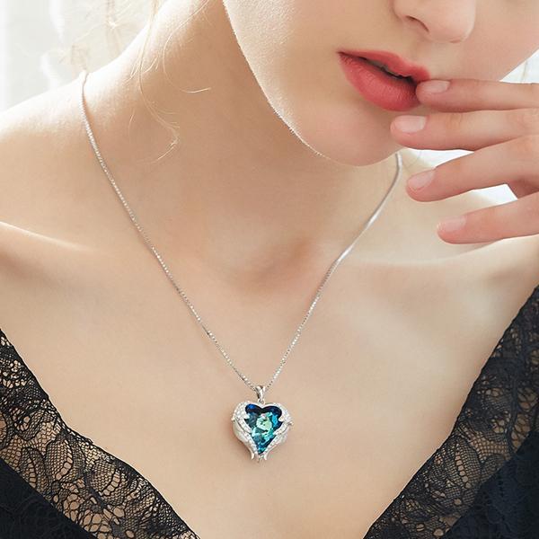 Beautiful Crystal Heart & Angel Wing Necklace