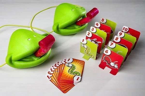 Chameleon Sticking Tongue Fun Board Game