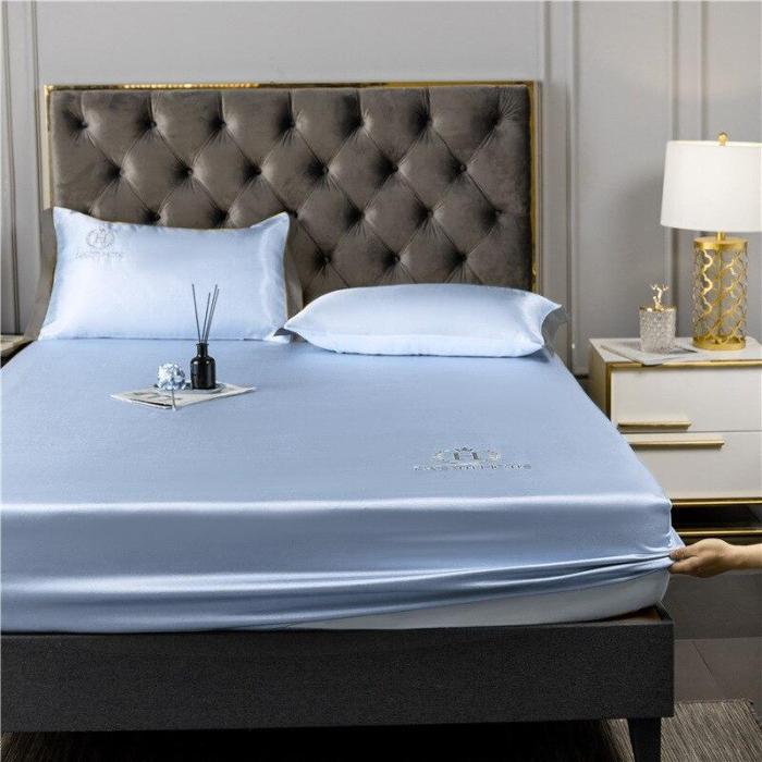 A Great Night Sleep-Silk bed sheet