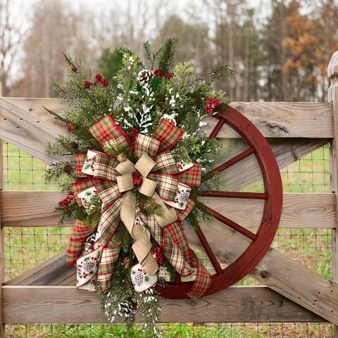 Farmhouse Wagon Wheel Wreath