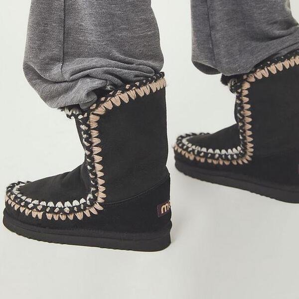 NEW! Women's Flat Round Toe Winter Boots With Pearl Polka Dot shoes -boots