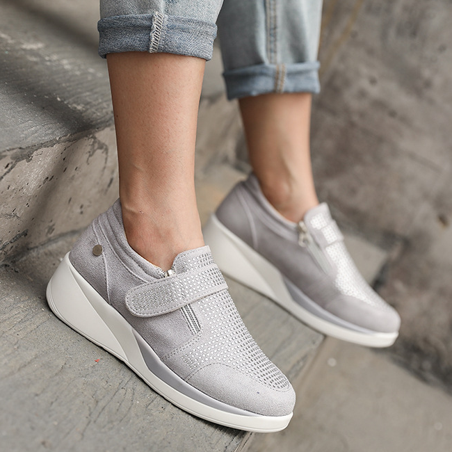 Women Slip-On Sneaker Shoes -snk
