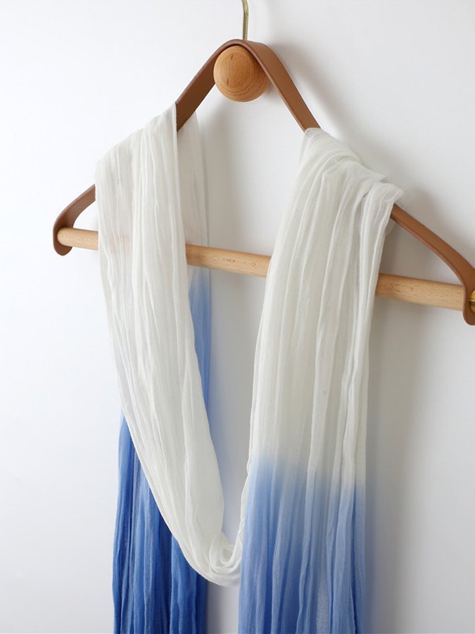 Women's Gradient Hang-Dye Crinkled Cotton And Linen Scarf