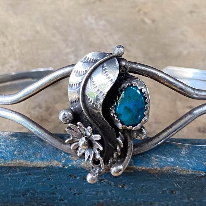 Navajo Sterling Silver Bracelet with Deep Blue Turquoise