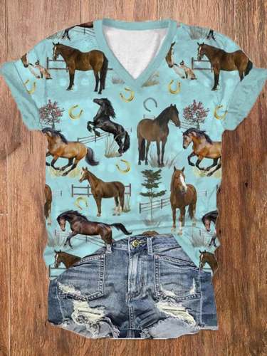 Women's Vintage Western Horse Print V-Neck T-Shirt