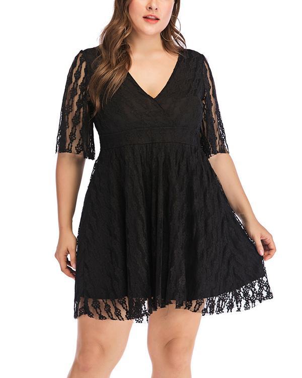 Sexy V-neck Five-point Sleeve Black Hollow Lace Dress