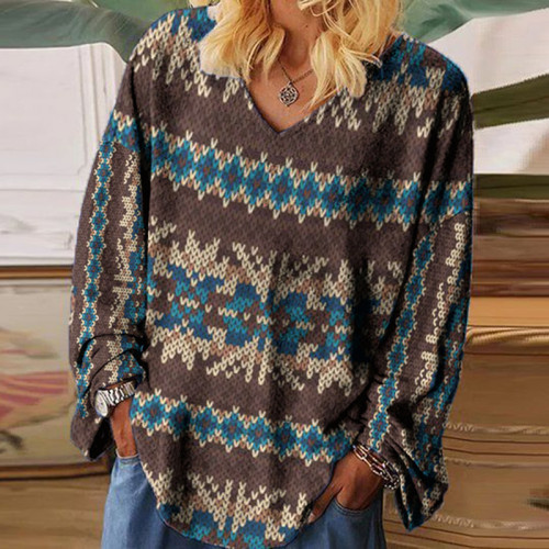 Vintage Fellman Island Sweater Print V Neck T-Shirt
