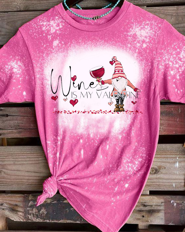 Wine Valentine Gnome Print T-Shirt