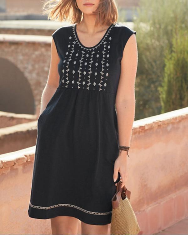 Casual Embroidered Sleeveless Dresses