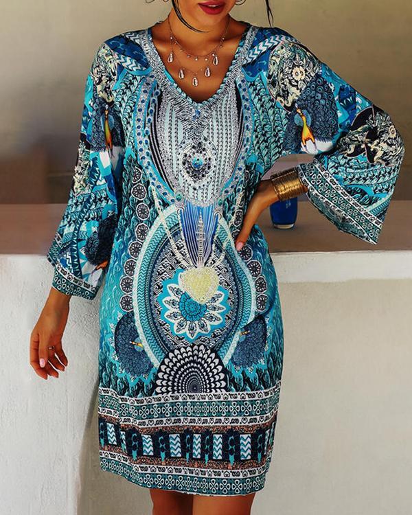 Tribal Pattern Print Long Sleeve V-neck Women Bohemian Dress