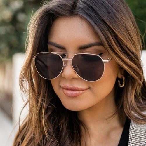 Traveling To You Black/Gold Sunglasses