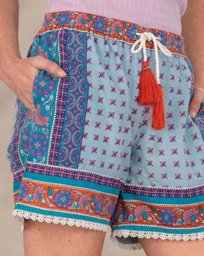 Paisley Tribal Printed Pockets Loosen Shorts