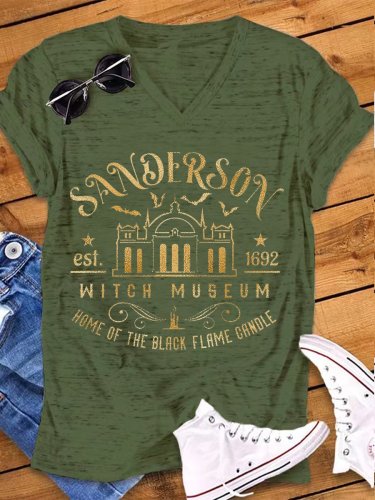 Women's Sanderson Witch Museum Est.1693 Print Snowflake Dot T-Shirt