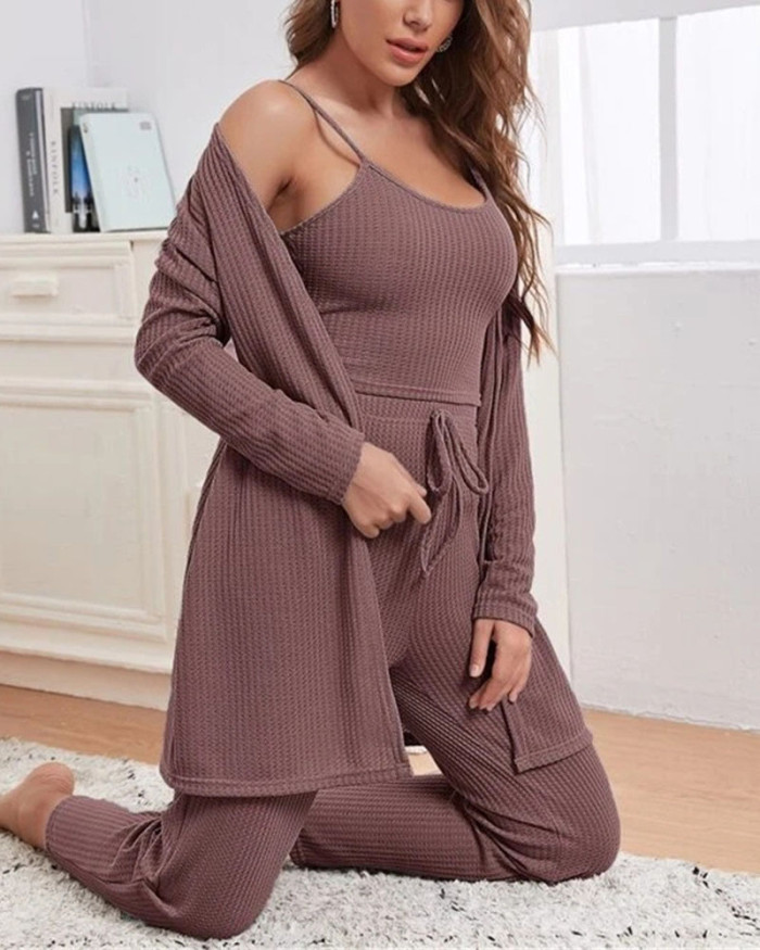 Comfortable and leisurely home three-piece set