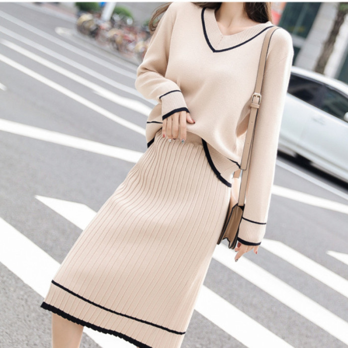 Chic V-neck Long Sleeves Knit Sweater Set